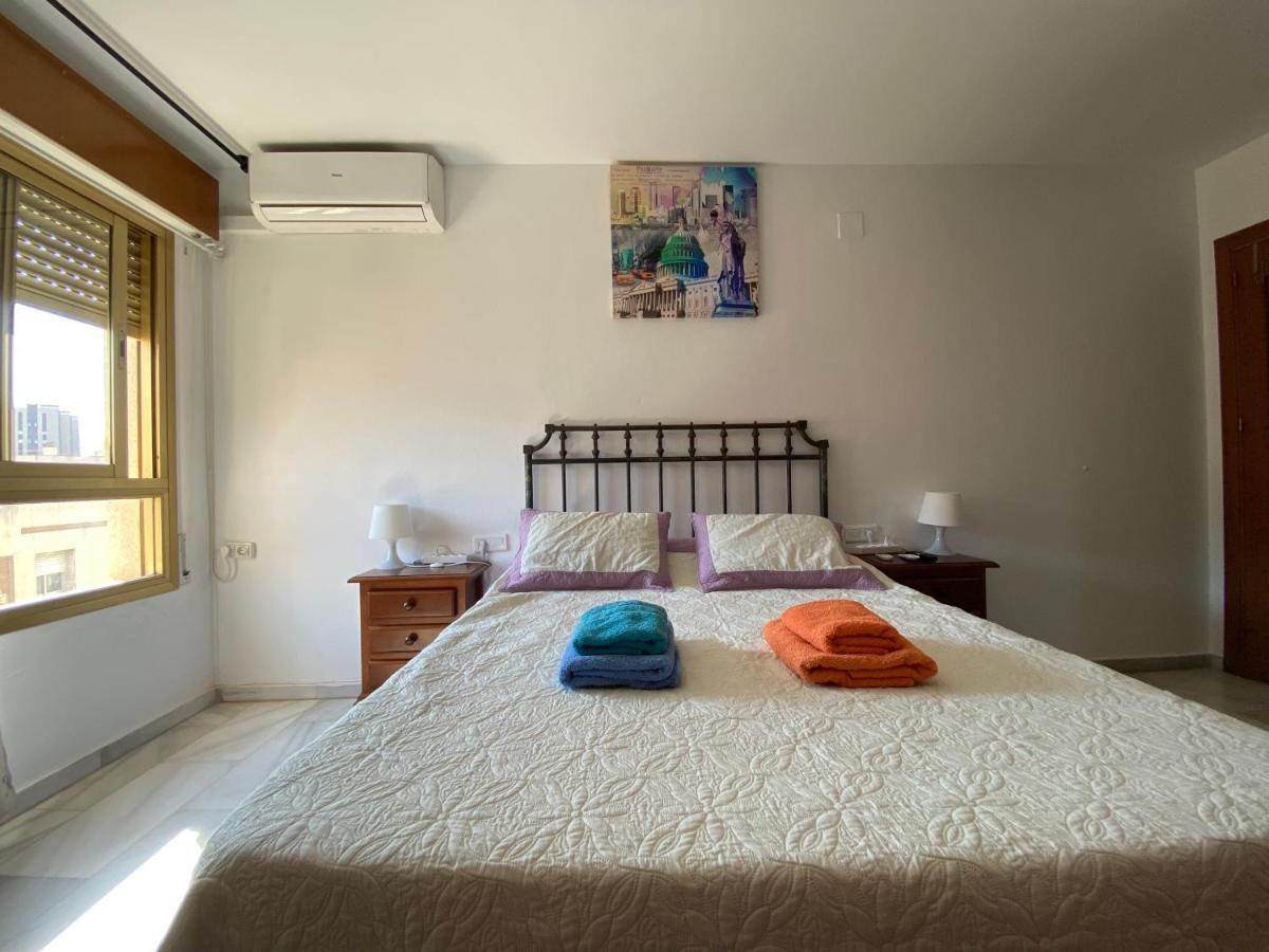 Malaga Centro Habitaciones Privada En Apartamento Compartidos Exterior foto